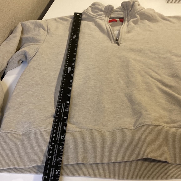 Izod Men’s Quarter Zip Pullover - Size M - Picture 11 of 11